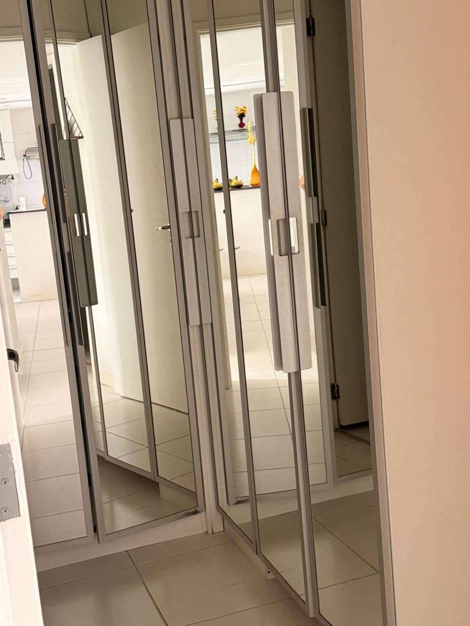  - Apartamento à venda, no Ocean Breeze, Recreio dos Bandeirantes, com 2 quartos, 60m²