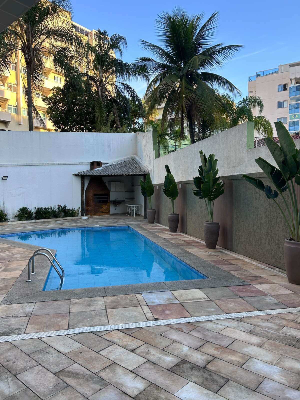  - Apartamento para alugar em Rio de Janeiro, Freguesia (Jacarepaguá), com 3 quartos, 105m²