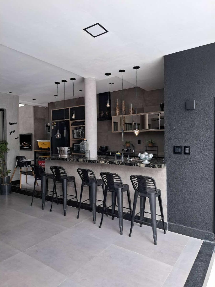 Casa à venda com 5 quartos, 250m² - Barra da Tijuca,Rio de Janeiro