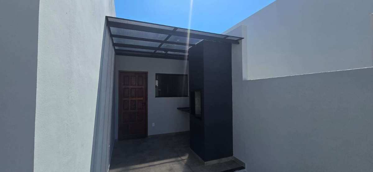 Casa à venda com 2 quartos, 56m² - Viaduto,Araruama