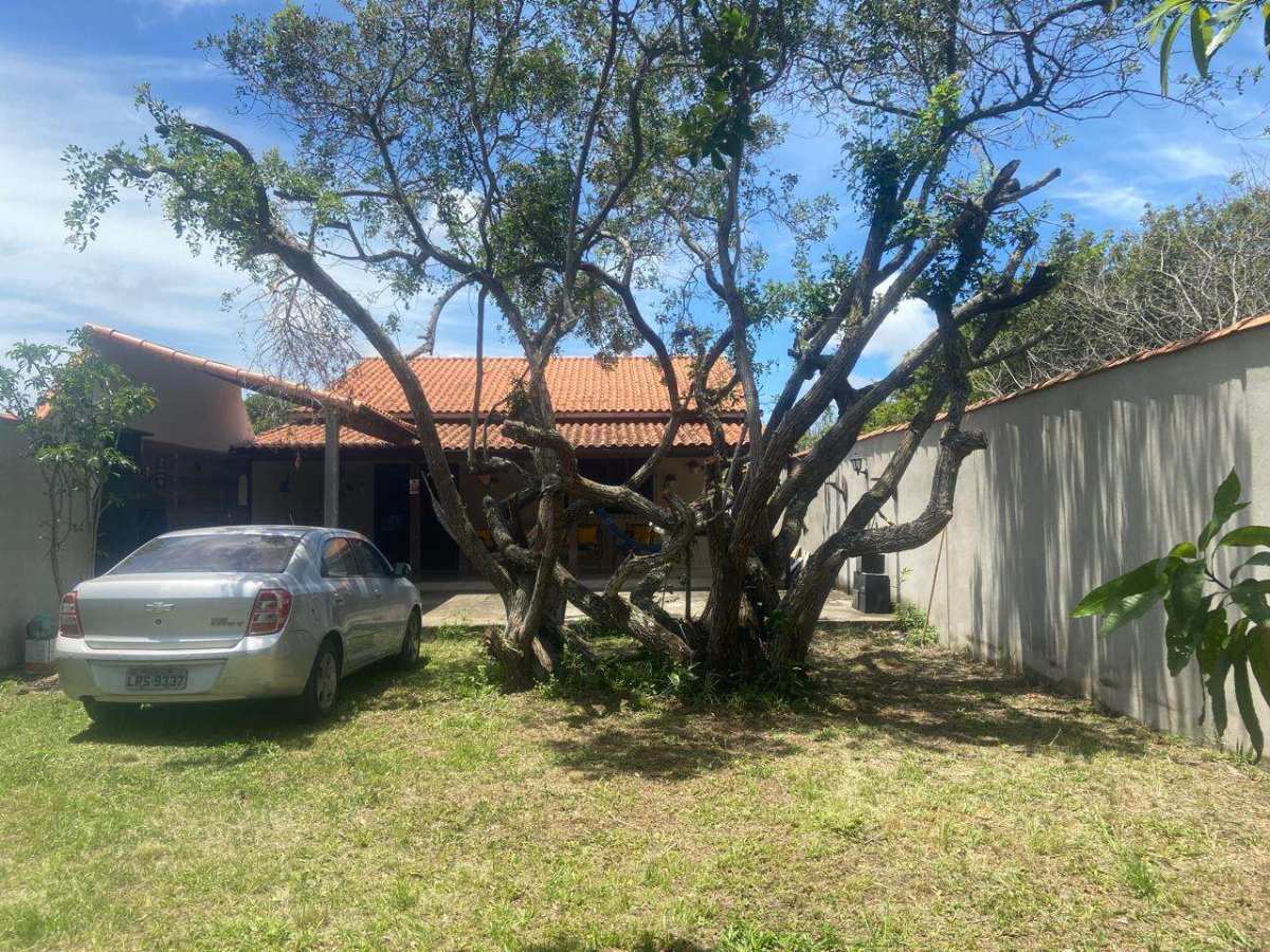 Casa à venda com 2 quartos, 500m² - Pontal do Peró,Cabo Frio
