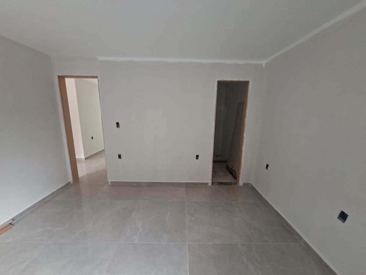 Casa à venda com 2 quartos - Cascadura,Rio de Janeiro