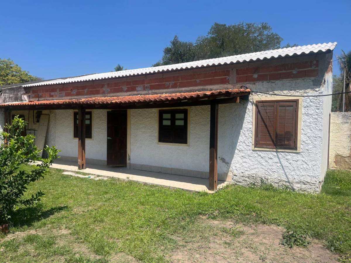 Casa à venda com 2 quartos, 160m² - Guaratiba,Rio de Janeiro