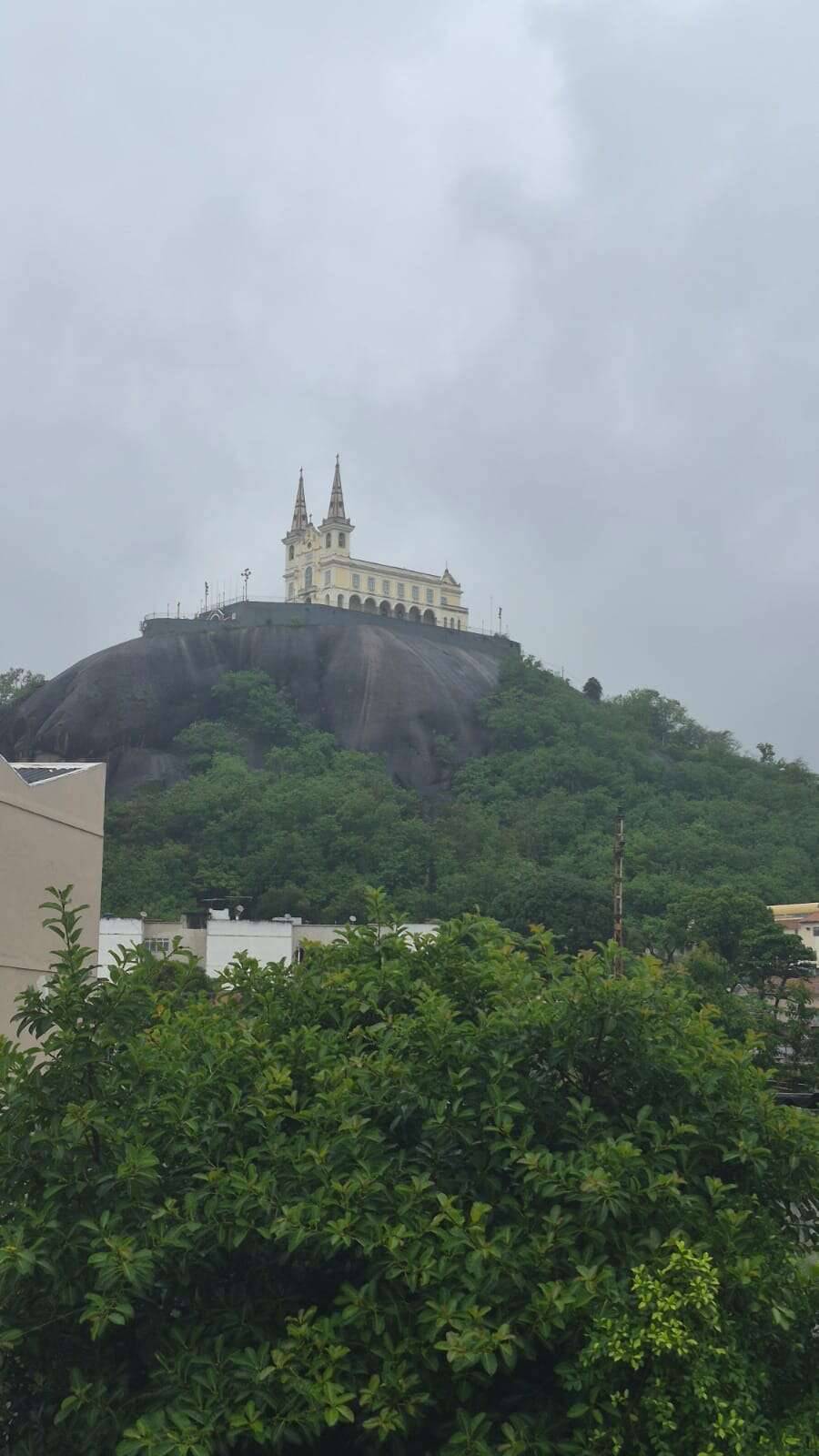Casa à venda em Rio de Janeiro, Penha, com 2 quartos, 96m² - Imóveis Montalvão