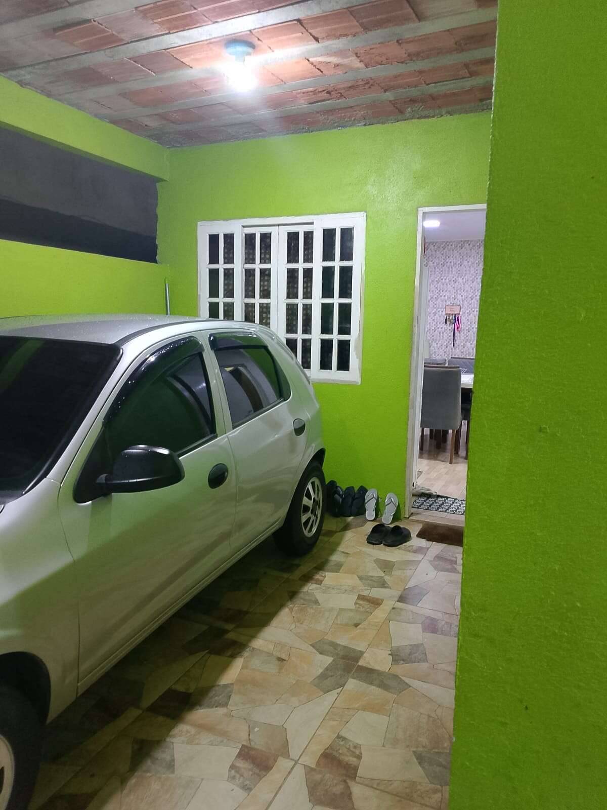 - Casa à venda em Rio de Janeiro, Santa Cruz, com 2 quartos, 96m²