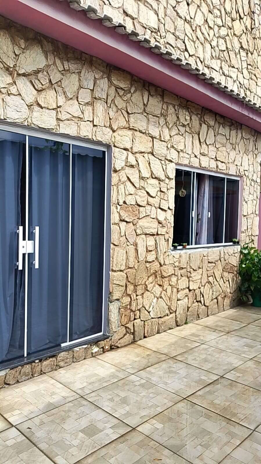  - Casa à venda em Rio de Janeiro, Santa Cruz, com 3 quartos, 180m²