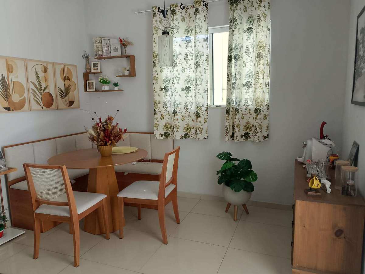  - Casa à venda em Rio de Janeiro, Santa Cruz, com 4 quartos, 228m²
