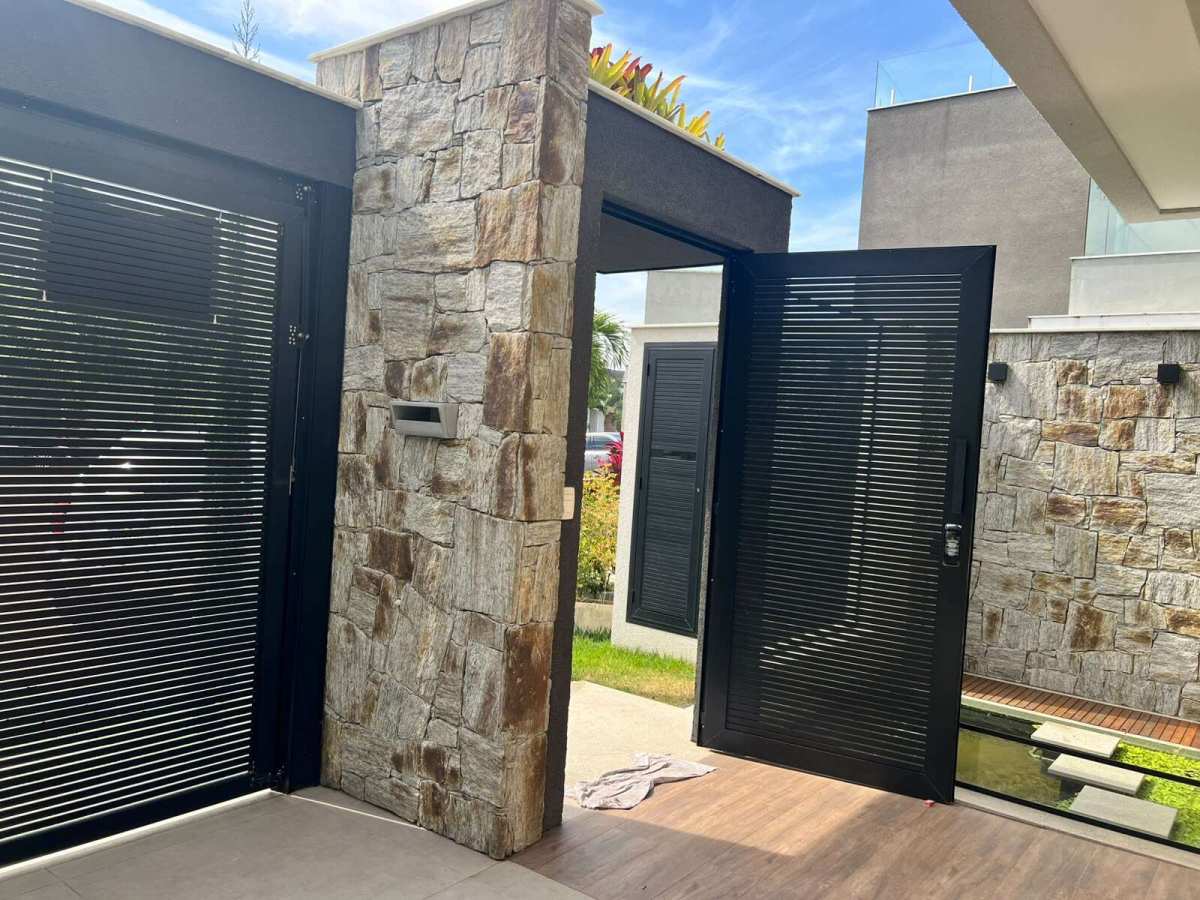  - Casa à venda, no RIVIERA DEL SOL em Rio de Janeiro, Recreio dos Bandeirantes, com 5 quartos