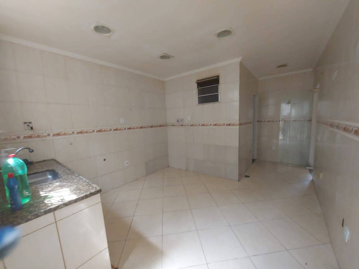  - Casa à venda em Rio de Janeiro, Cascadura, com 2 quartos, 116m²