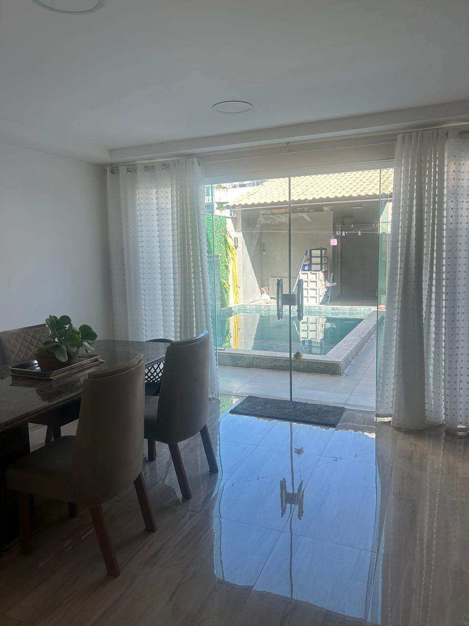  - Casa à venda em Rio de Janeiro, Recreio dos Bandeirantes, com 4 quartos, 270m²